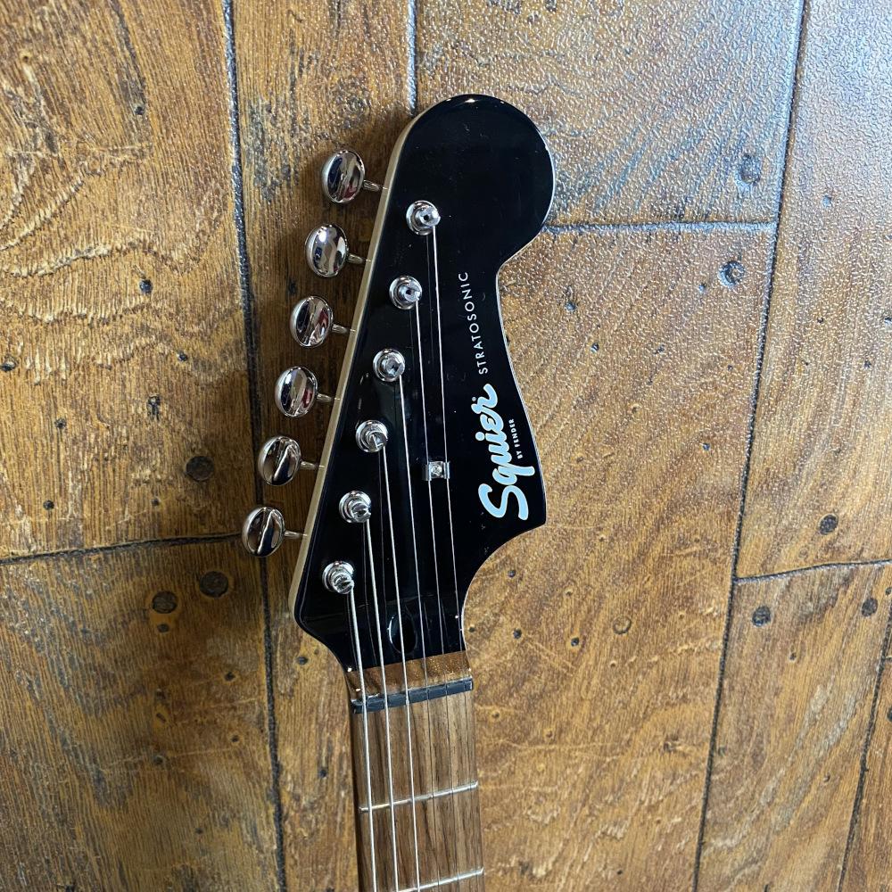 Paranormal Strat-O-Sonic Crimson Red Transparent Squier