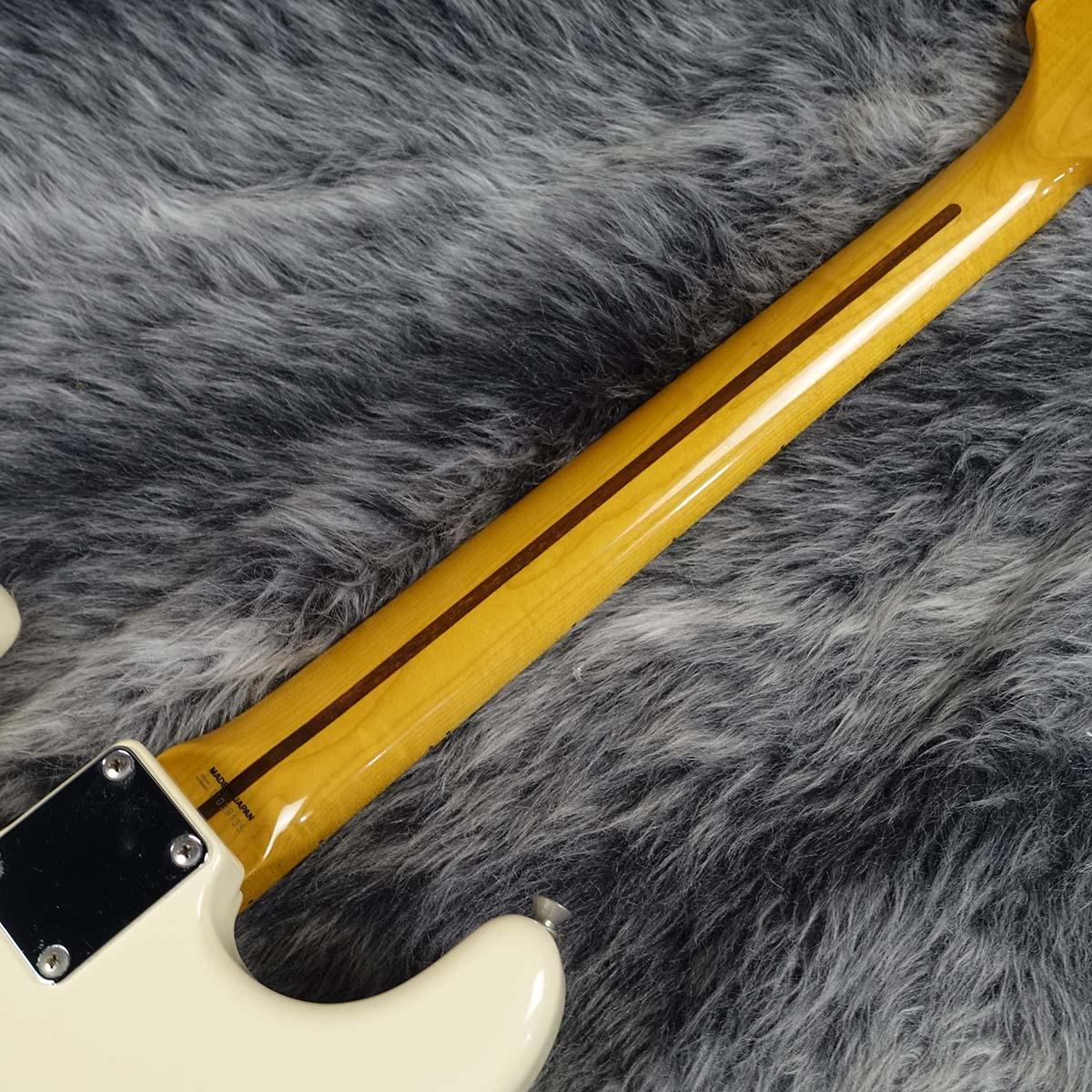 ST57-TX MOD Vintage White Fender Japan エレクトリックギター 