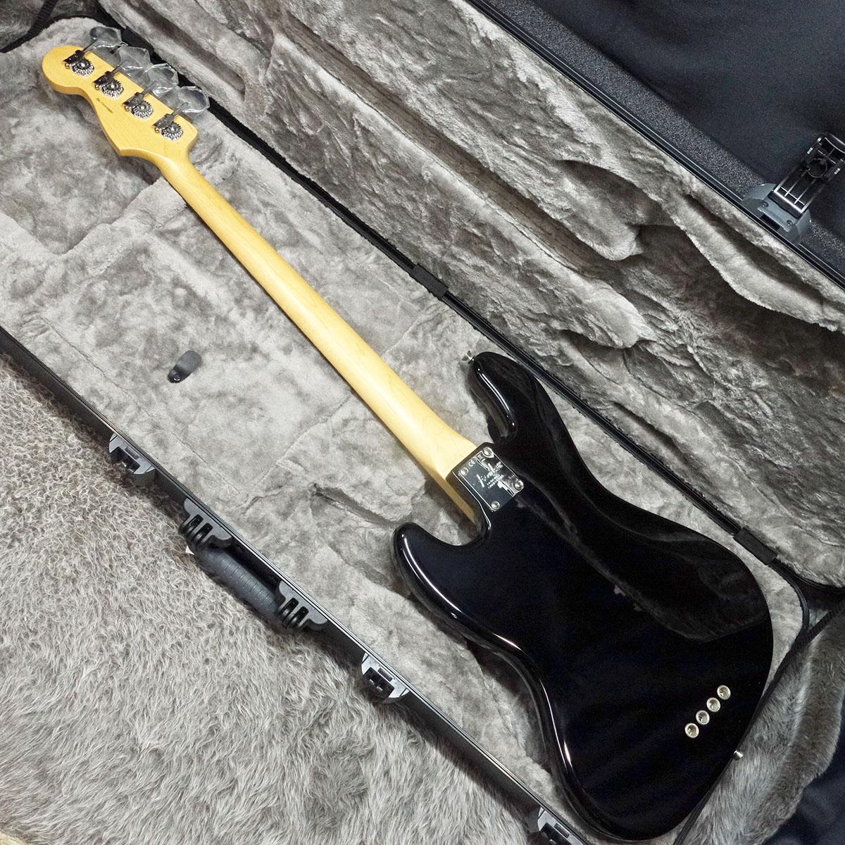 フレットレス・ジャズべタイプのレリック仕様！ギクケース付きます。 American Professional Jazz Bass Fretless RW Black Fender