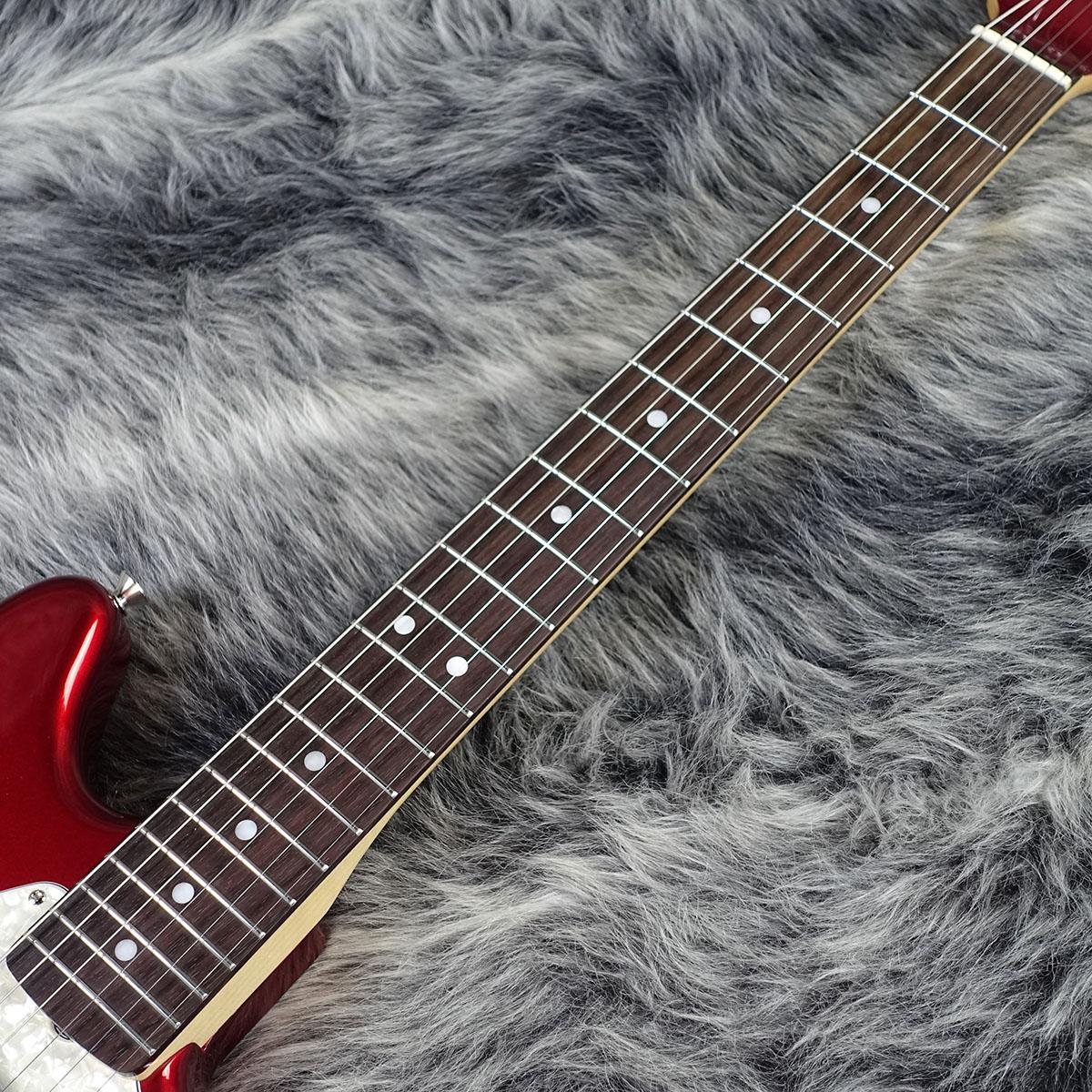 Made in Japan Traditional II 70s Mustang Candy Apple Red Fender