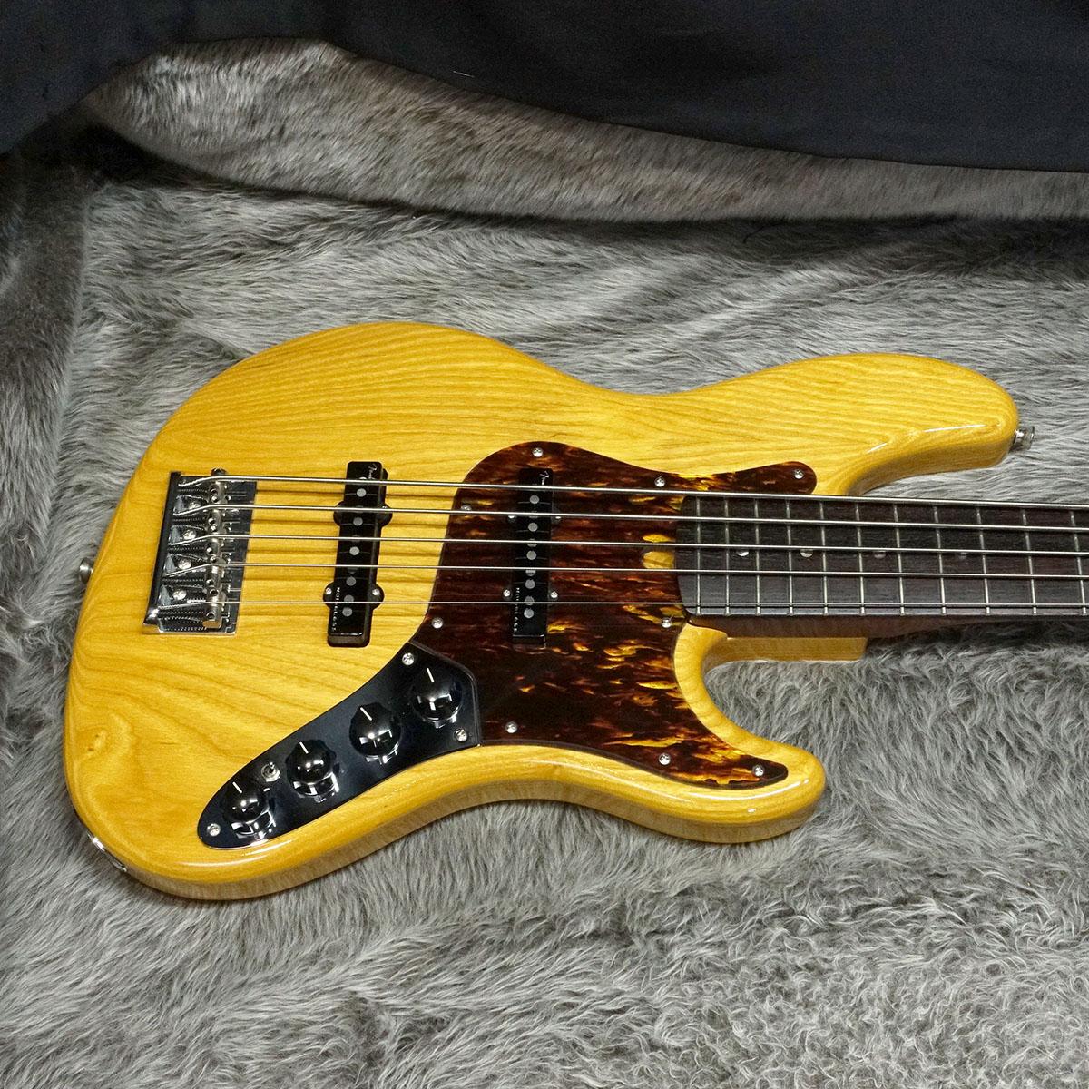 Deluxe Jazz Bass V Kazuki Arai RW Vintage Natural Fender