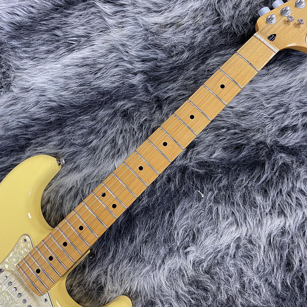 Deluxe Roadhouse Stratocaster Vintage White Fender エレクトリック