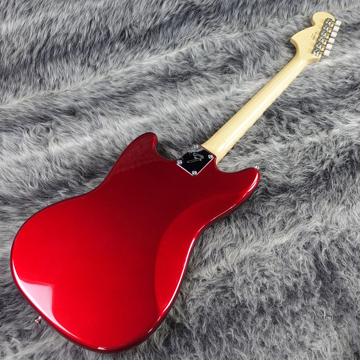 Made in Japan Traditional II 70s Mustang Candy Apple Red Fender