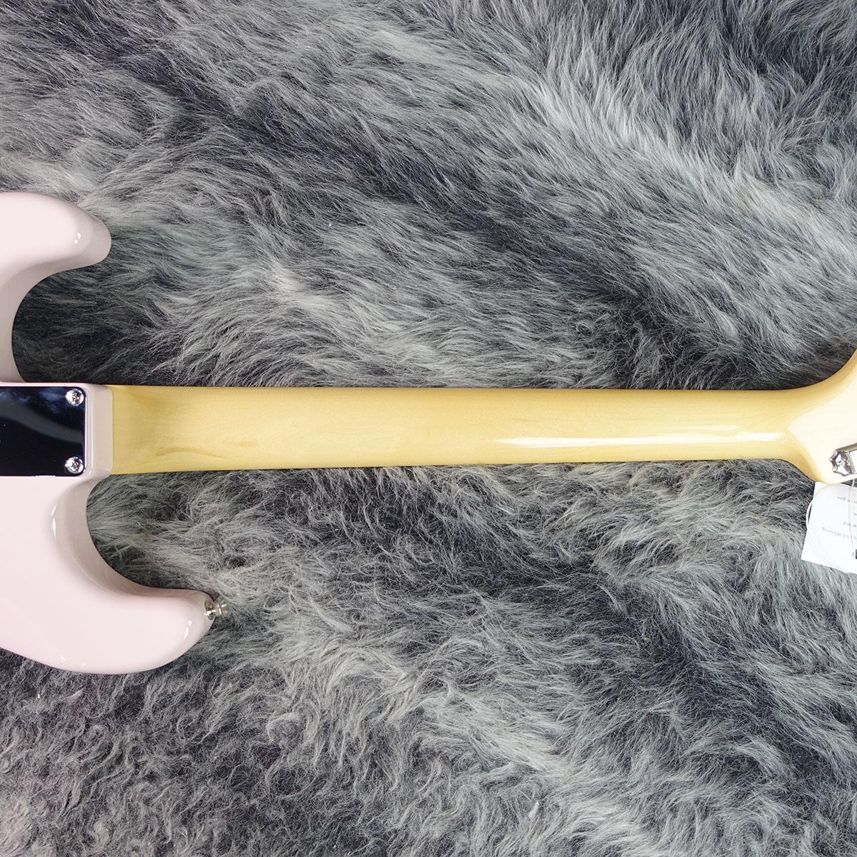 Made in Japan Traditional 60s Stratocaster Shell Pink Fender