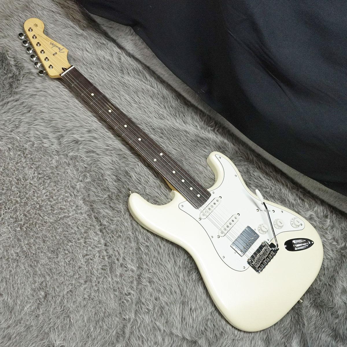 2024 Collection Made in Japan Hybrid II Stratocaster HSS RW