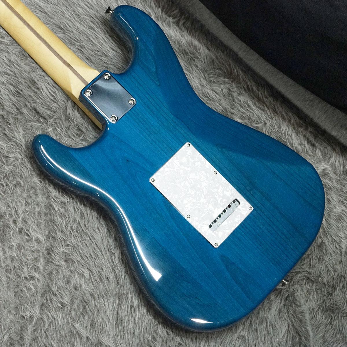 2024 Collection Made in Japan Hybrid II Stratocaster RW Quilt