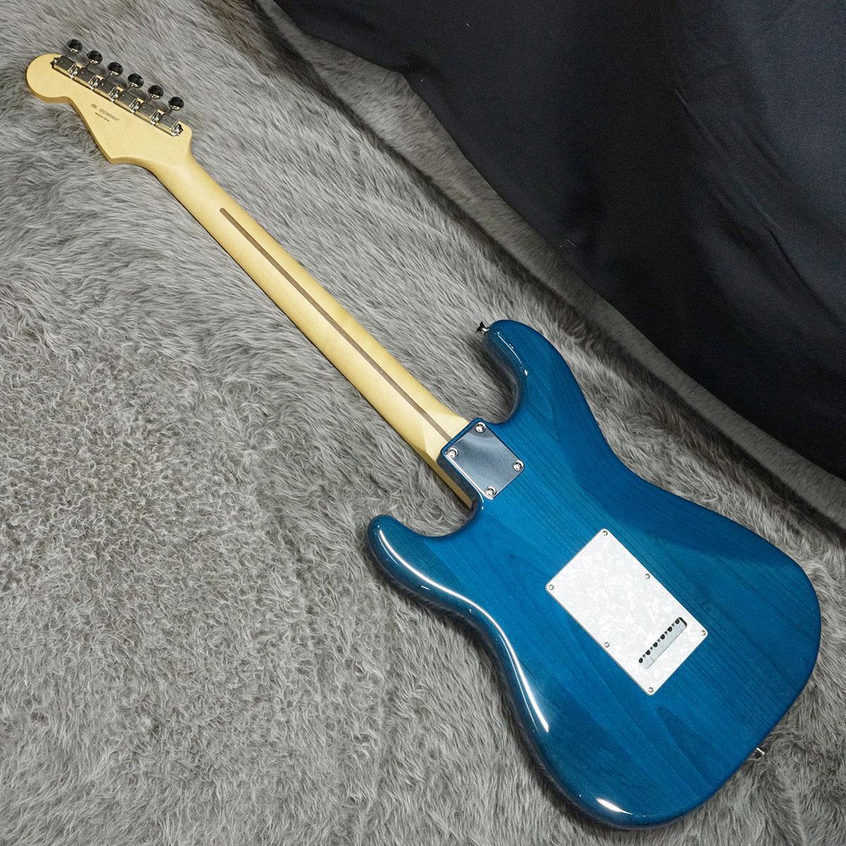2024 Collection Made in Japan Hybrid II Stratocaster RW Quilt