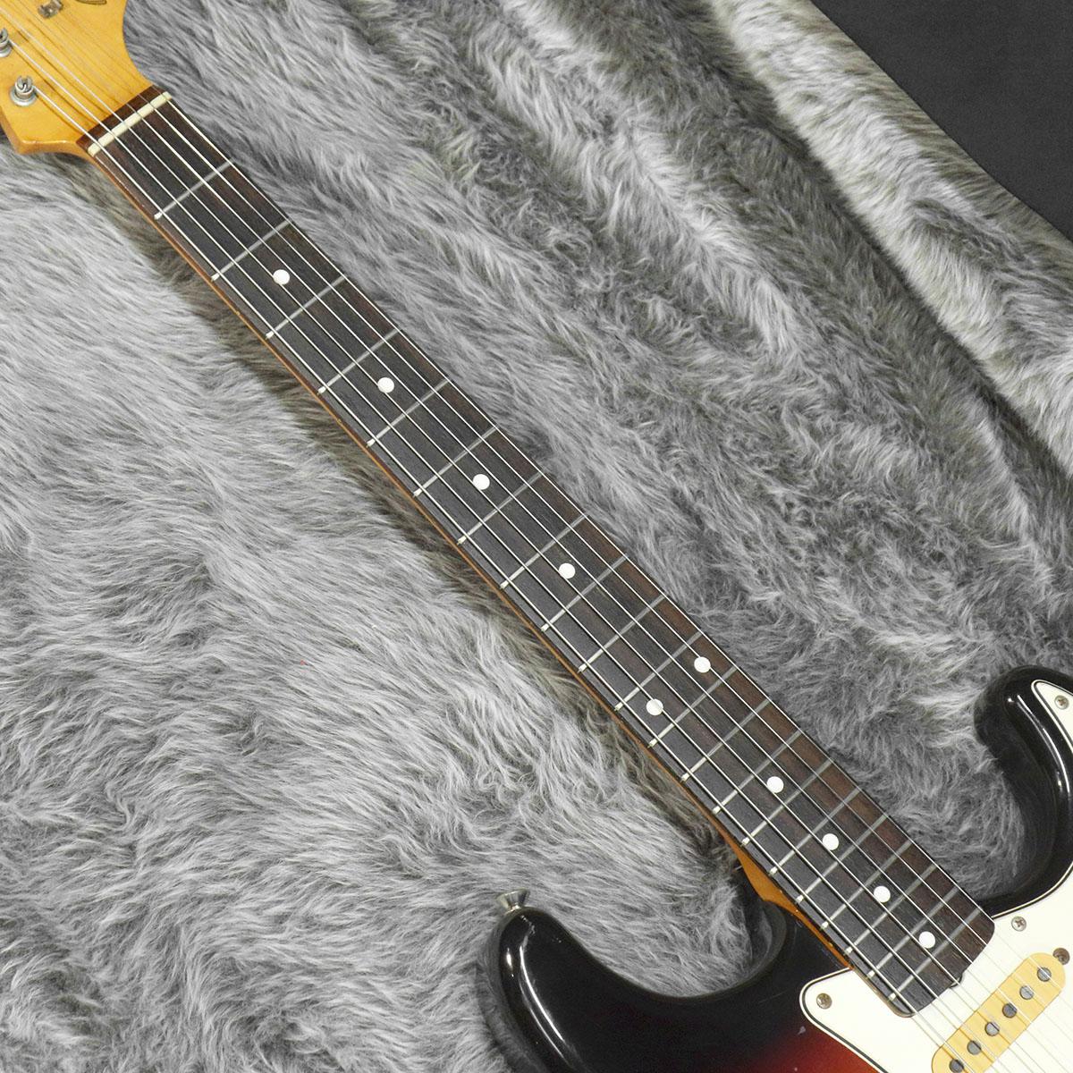 JVシリアルSquier by Fender ⁄ ストラトキャスター - ギター在庫