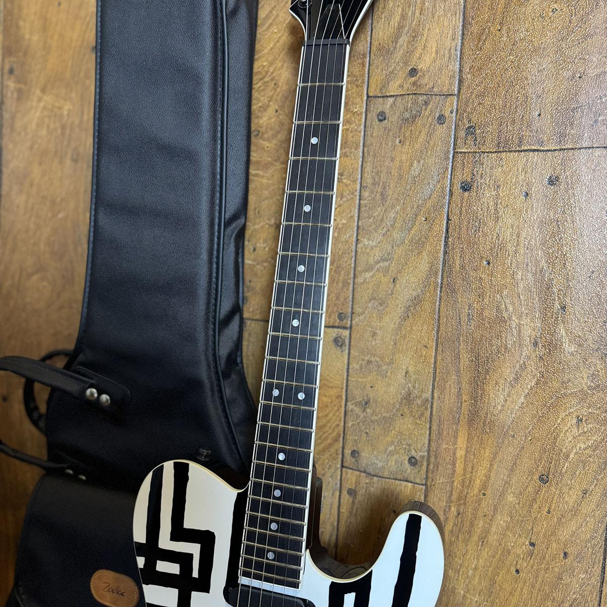 TC-HOTEI.R White Black Line Zodiacworks エレクトリックギター