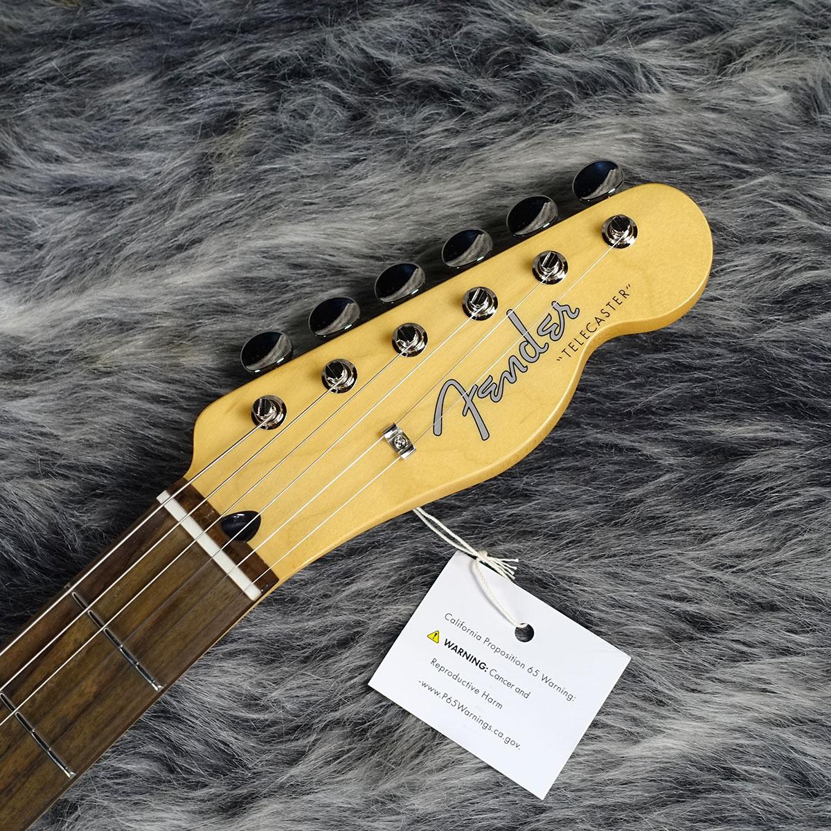 Made in Japan Hybrid II Telecaster Arctic White Fender