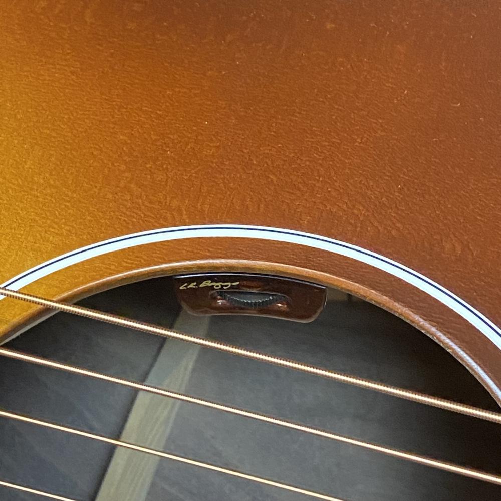 J-45 Studio Walnut Satin Walnut Burst Gibson アコースティック