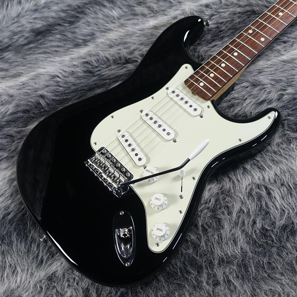 Made in Japan Traditional II 60s Stratocaster Black Fender