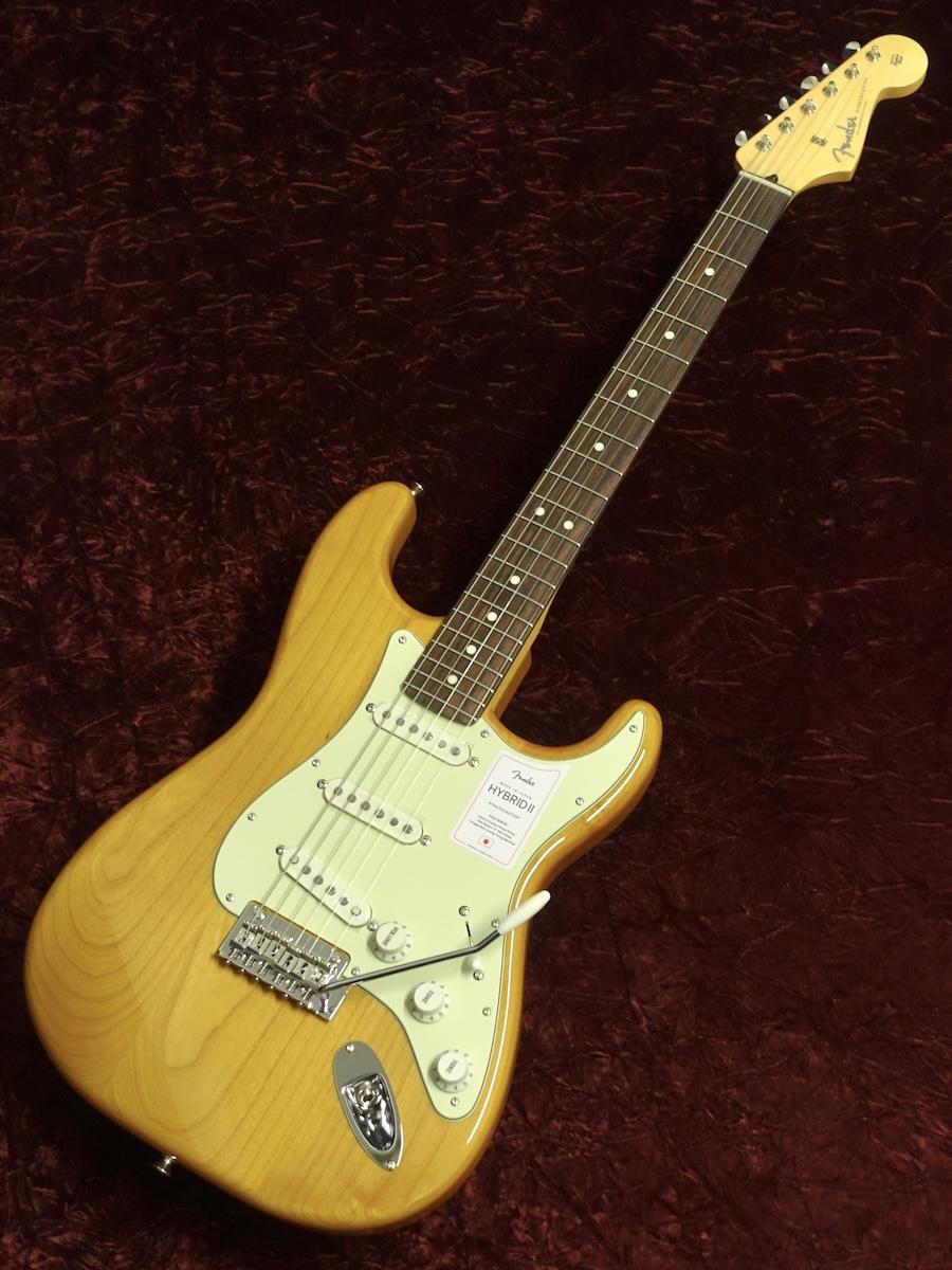Made in Japan Hybrid II Stratocaster RW Vintage Natural