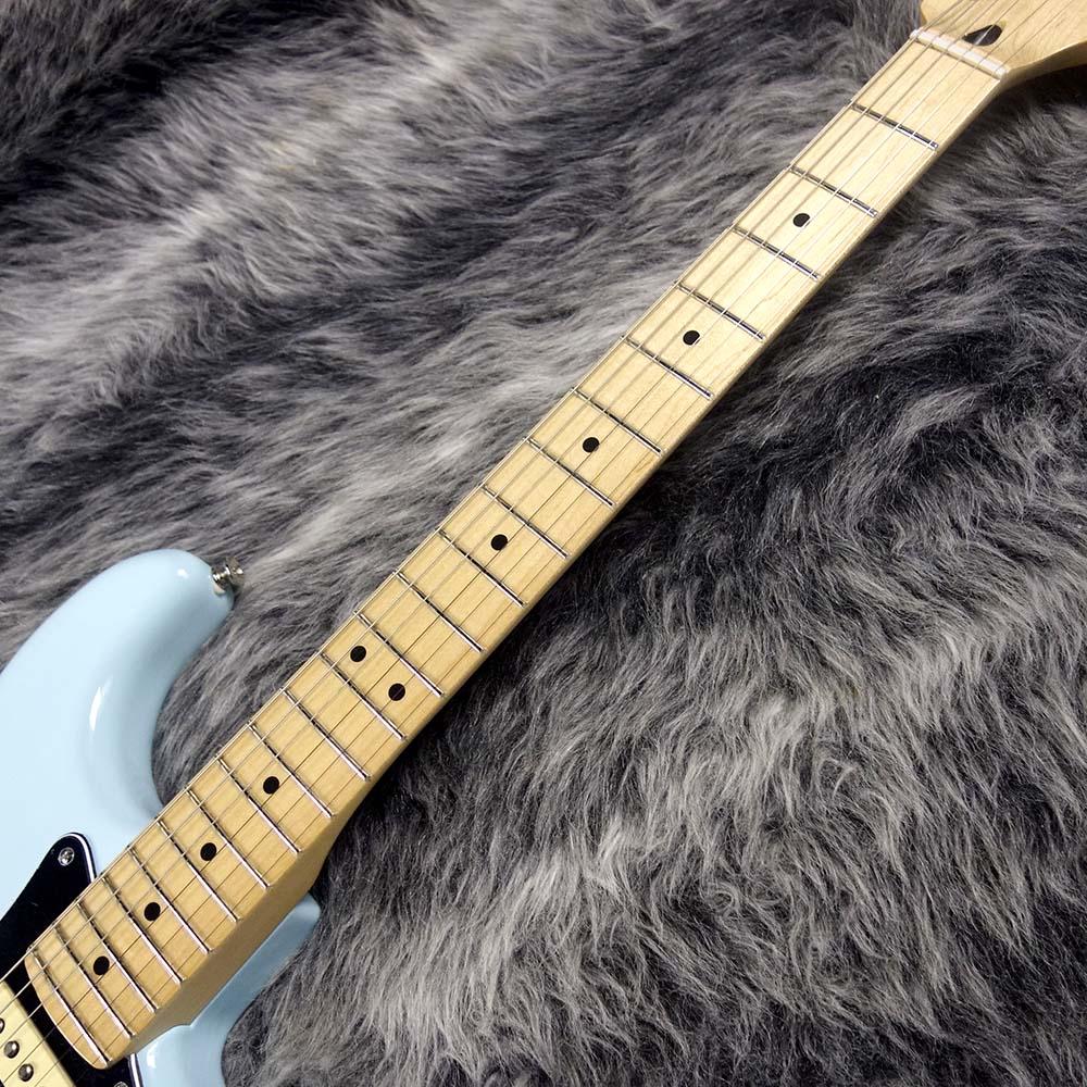 Limited Edition Player Stratocaster HSS MN Sonic Blue Fender