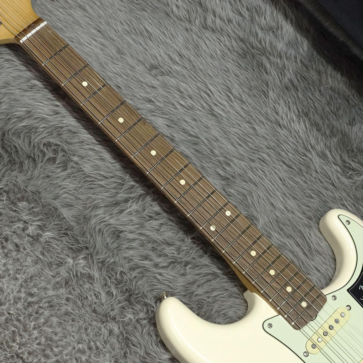 Vintera 60s Stratocaster Modified PF Olympic White Fender