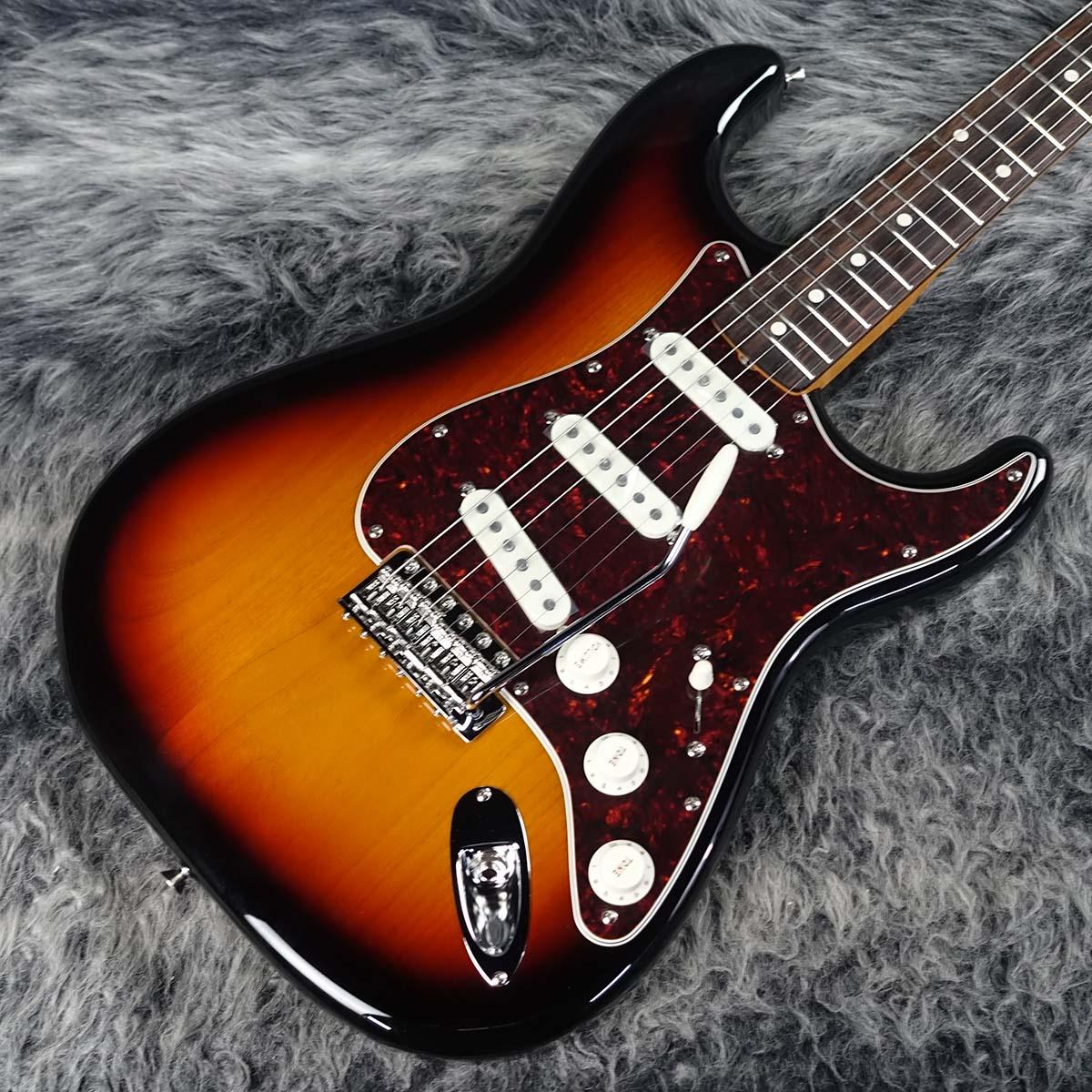 FSR Made in Japan Traditional II 60s Stratocaster 3-Color Sunburst