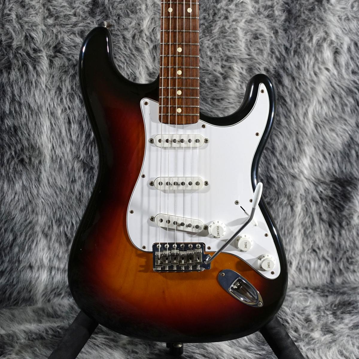 限定SALE! Fender Mexico 70s ストラトキャスター 限定SALE! Fender Mexico 70s ストラトキャスター 【公式通販】