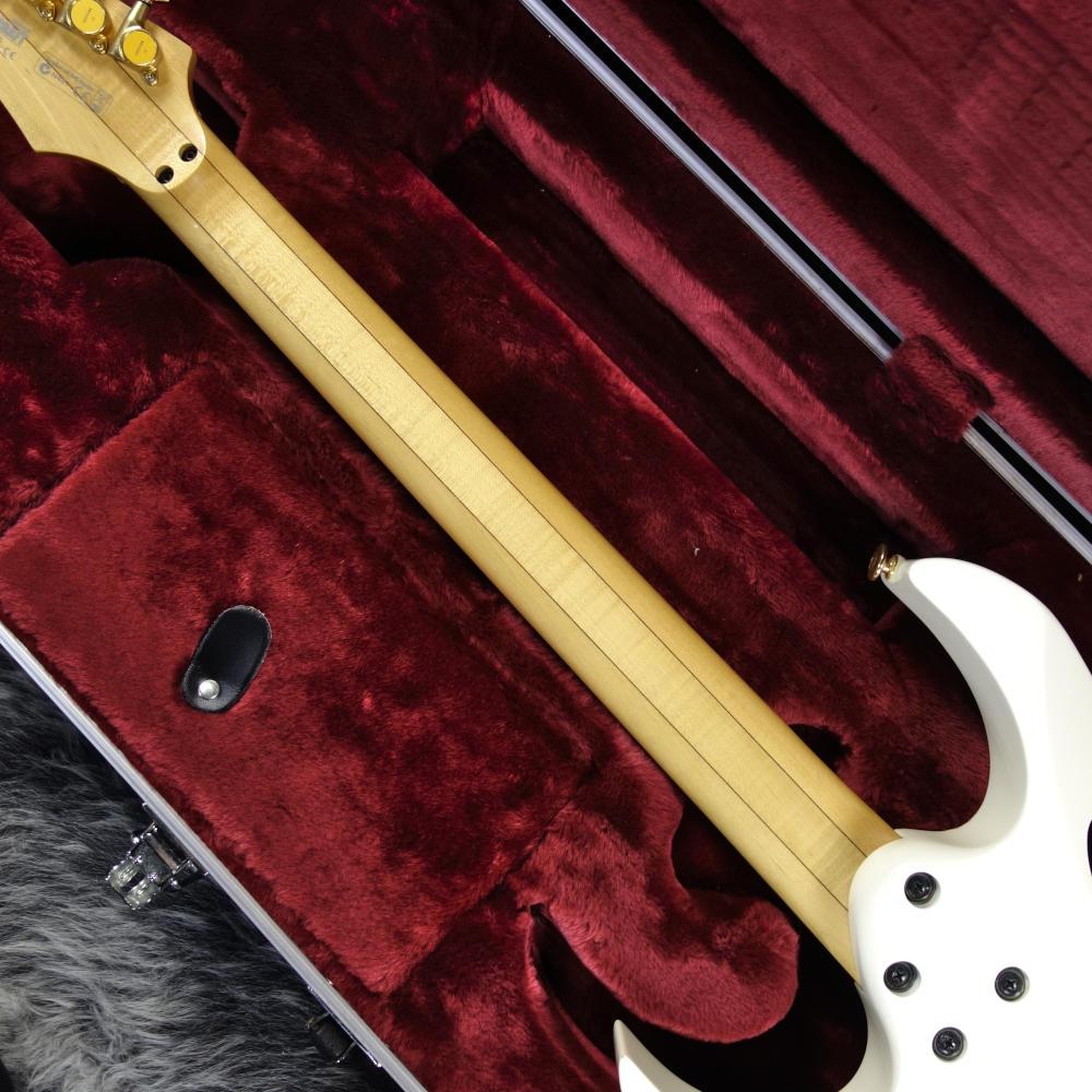 JEM7V White Ibanez エレクトリックギター ストラトキャスタータイプ