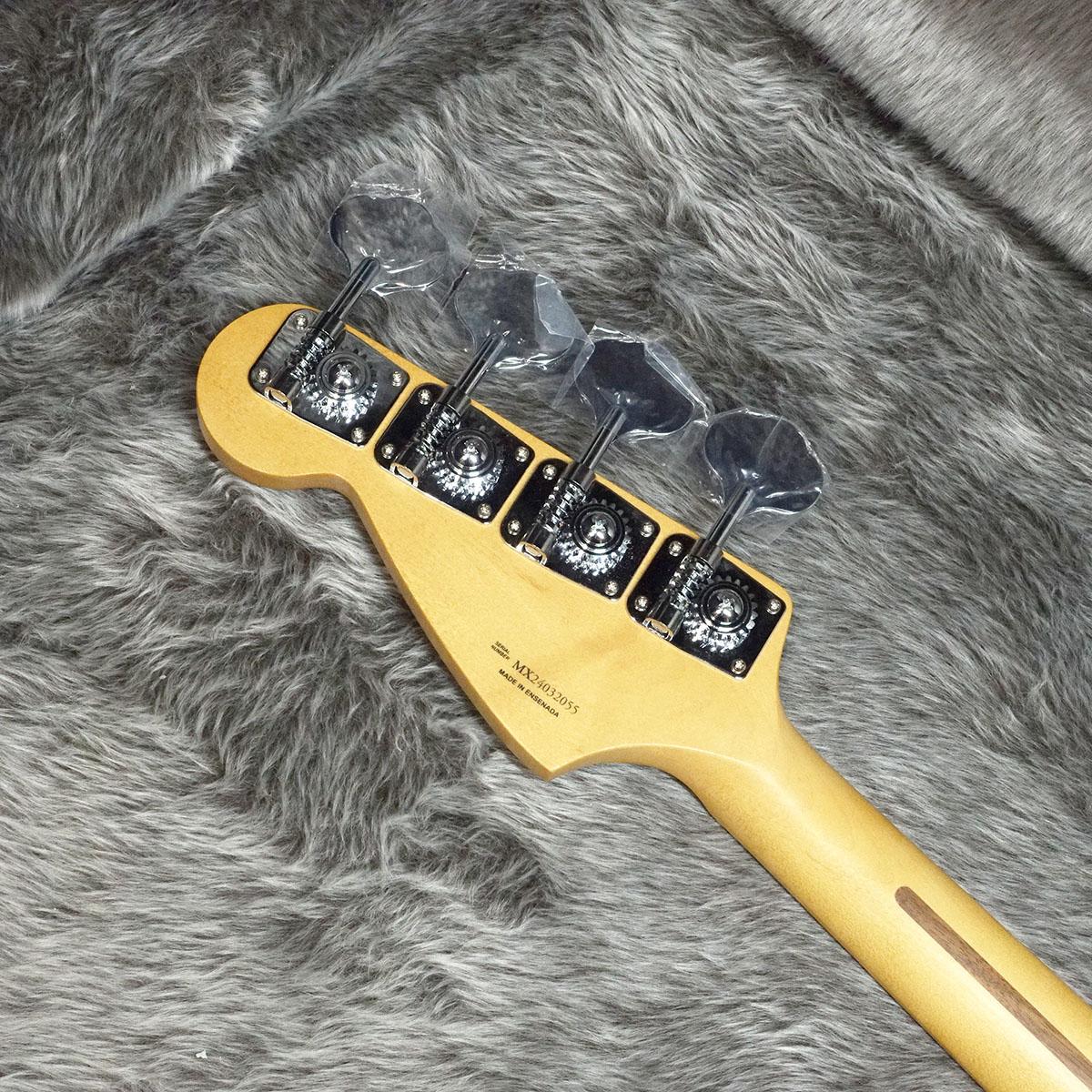 Player II Mustang Bass PJ MN 3-Color Sunburst Fender Mexico