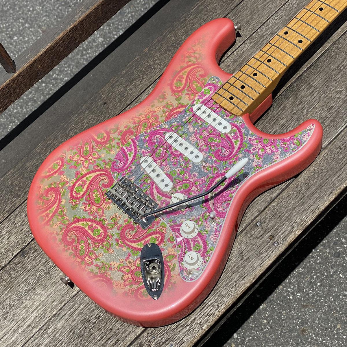 ST57-88 PRD Pink Paisley (Paisley Red) Fender Japan エレクトリック