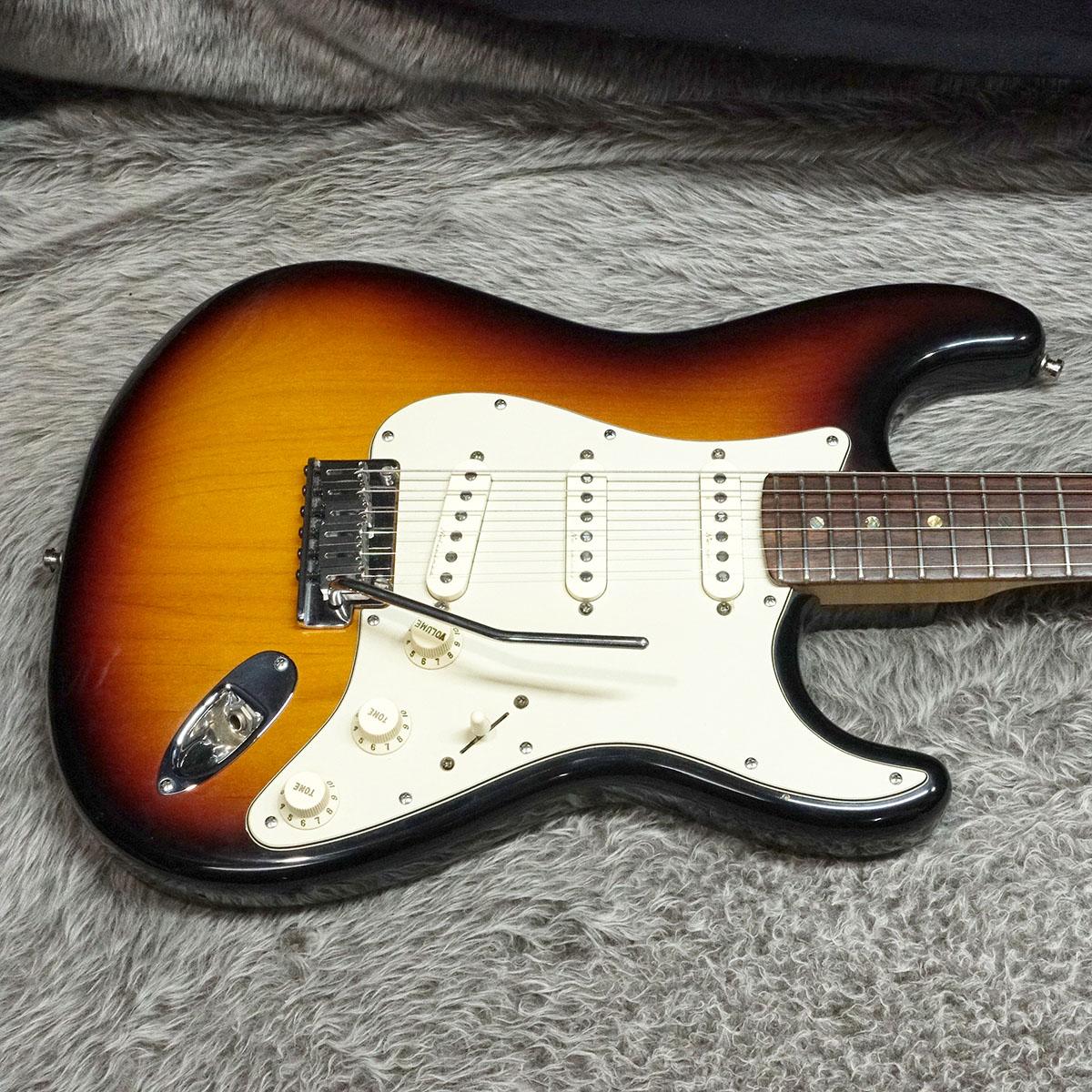 American Deluxe Stratocaster RW 3-Color Sunburst 【2001年製