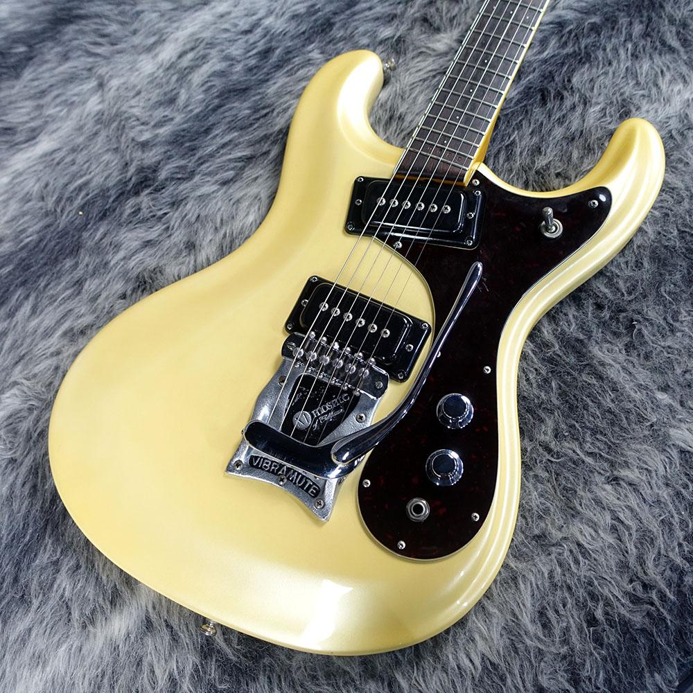 The Ventures model Pearl White Mosrite エレクトリックギター その他