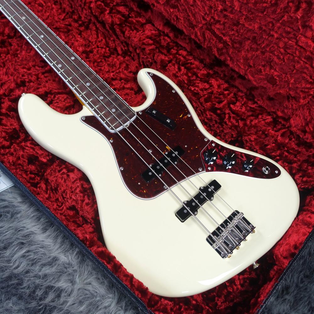 American Vintage II 1966 Jazz Bass Olympic White Fender