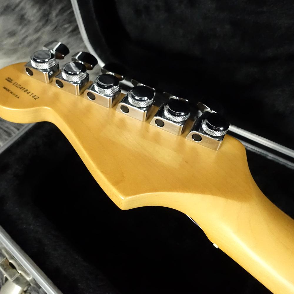 50th Anniversary American Deluxe Stratocaster 3-Color Sunburst