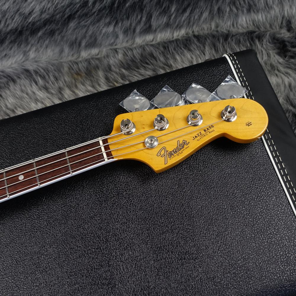 American Vintage II 1966 Jazz Bass 3 Color Sunburst Fender