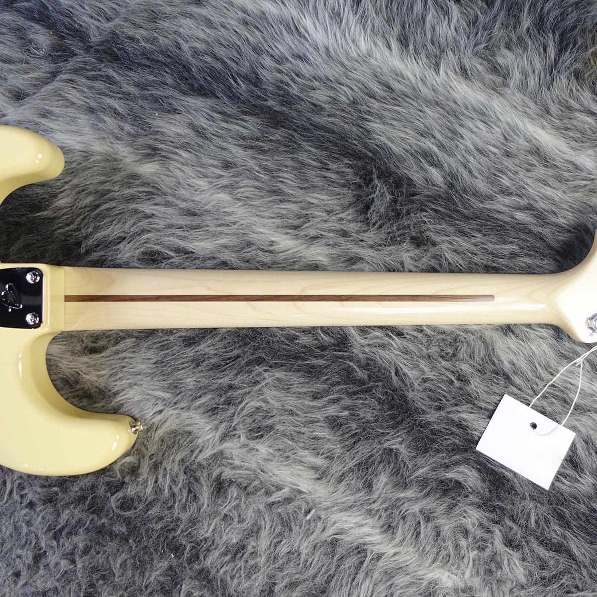 Made in Japan Traditional 70s Stratocaster Vintage White Fender
