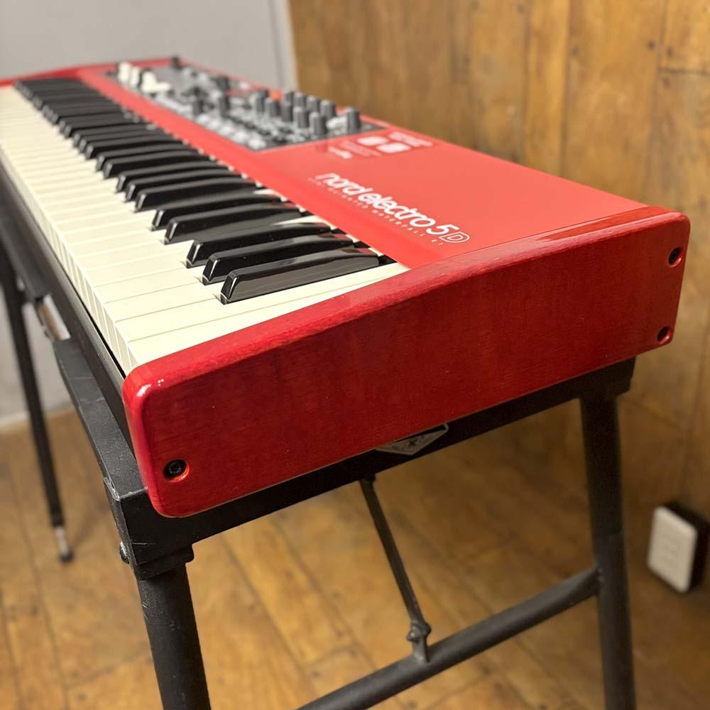 Nord Electro 5D 61鍵 レッド キャリングケース付き Nord Electro 5D 61鍵 レッド キャリングケース付き レッド 5D