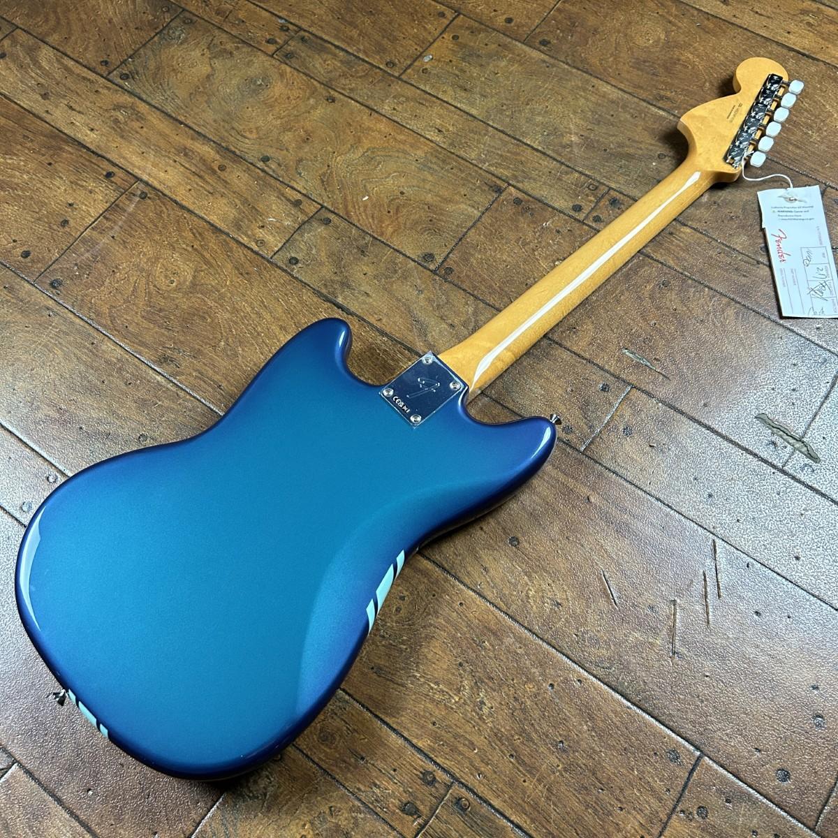 Vintera II 70s Competition Mustang Competition Burgundy Fender