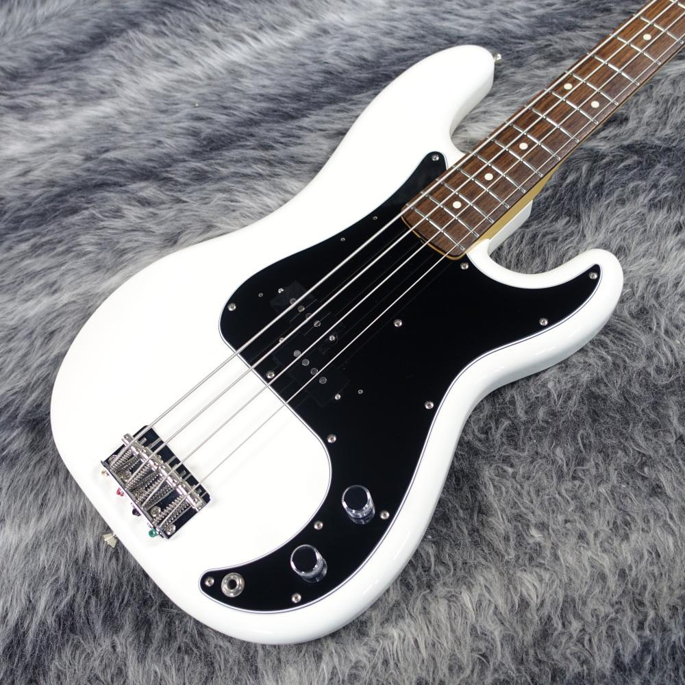 Made in Japan Traditional '70S Precision Bass Arctic White Fender