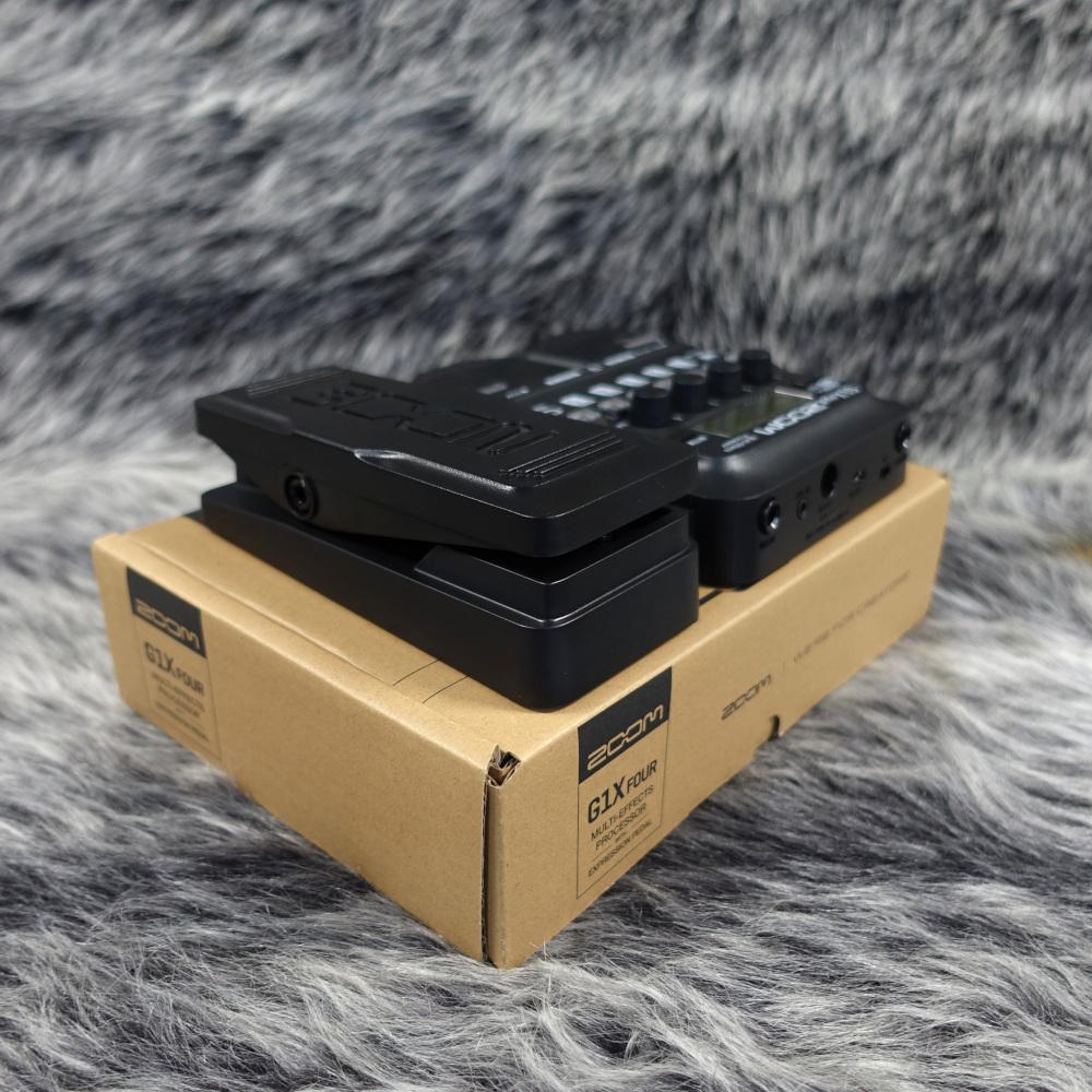 G1X FOUR ZOOM ギター用エフェクター マルチエフェクター 商品詳細