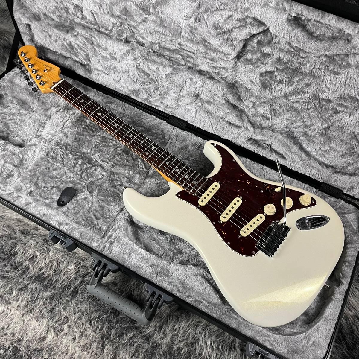 American Ultra Stratocaster Arctic Pearl 2021 Fender USA