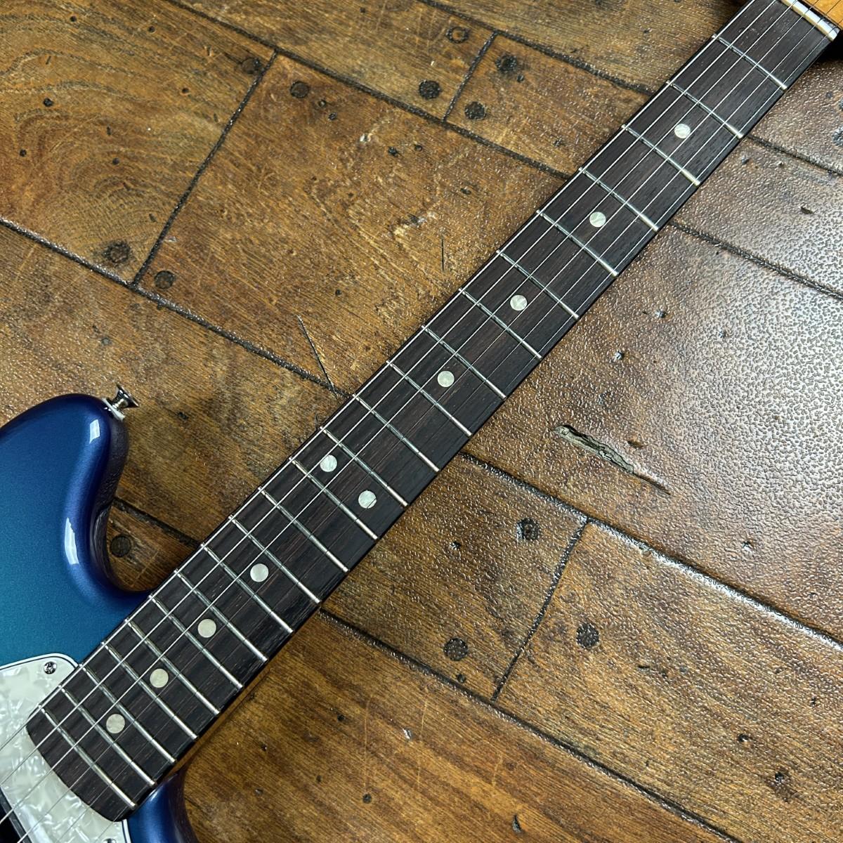 Vintera II 70s Competition Mustang Competition Burgundy Fender