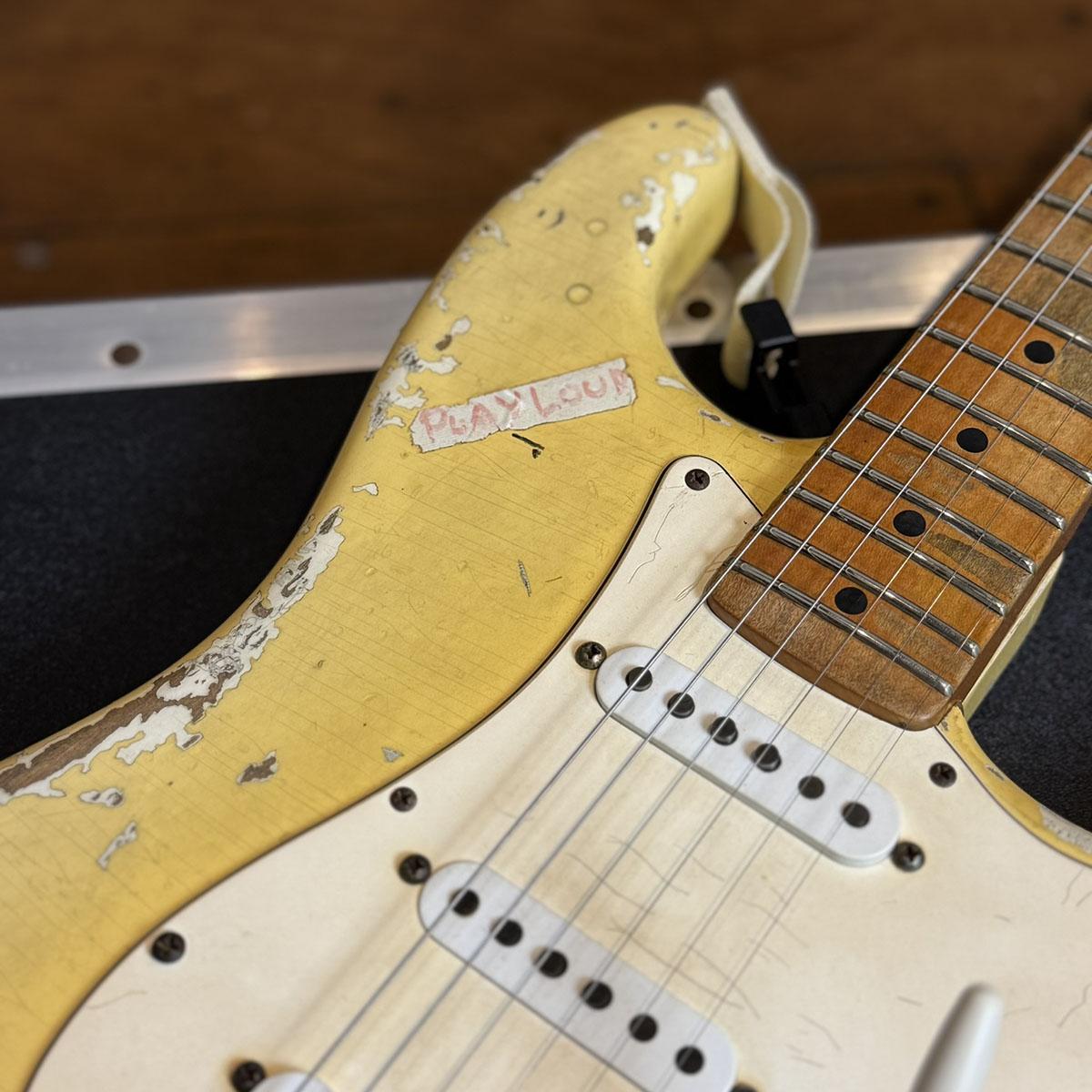 Yngwie Malmsteen Tribute ”DUCK” Stratocaster ”PLAY LOUD
