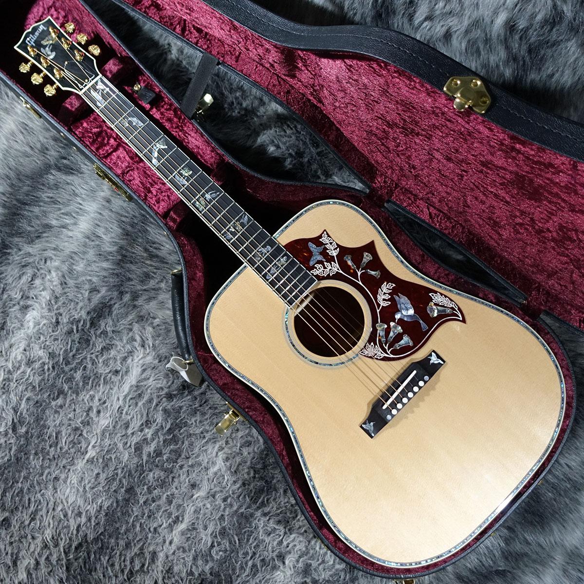 Hummingbird Custom Koa Antique Natural Gibson Custom Shop