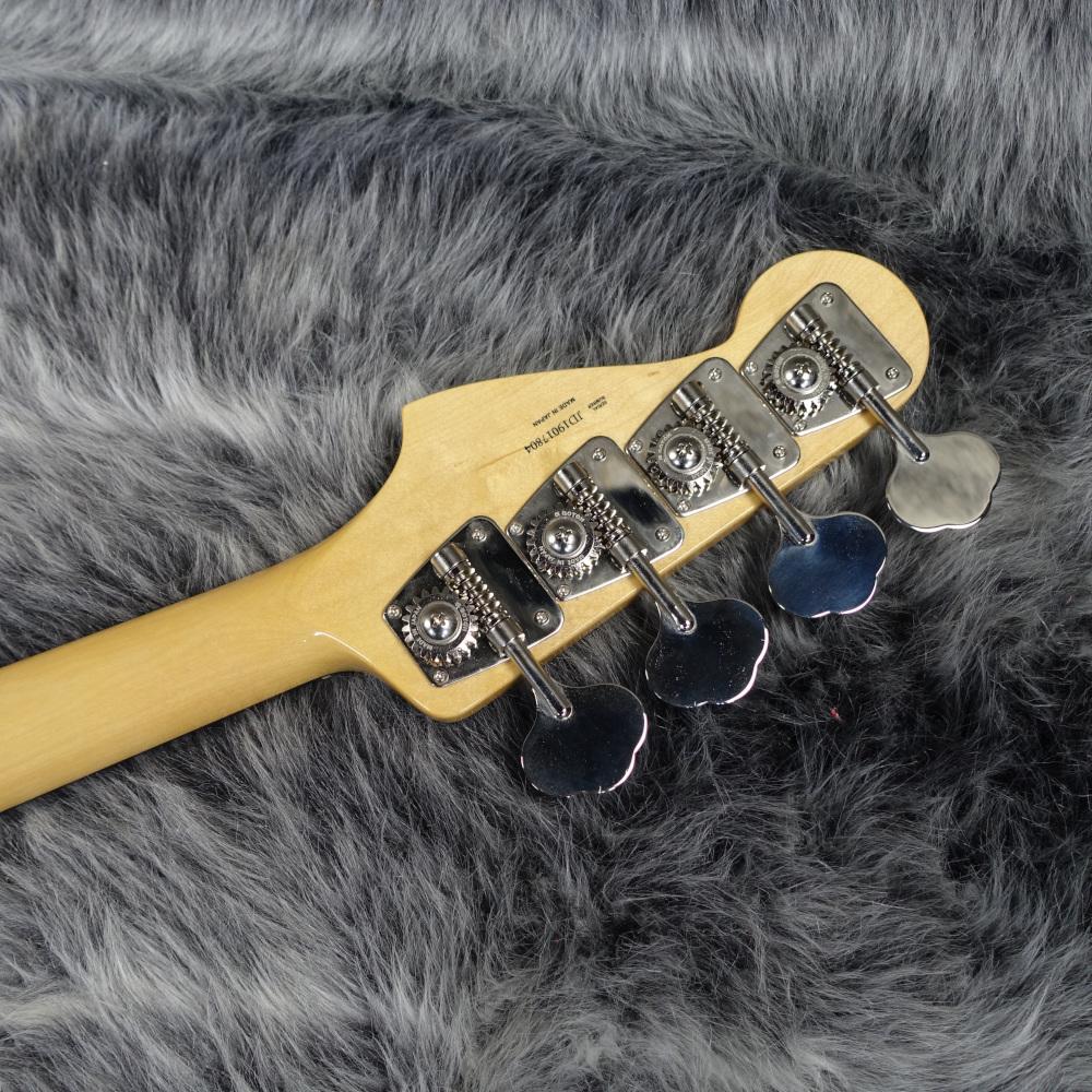 Made in Japan Traditional '70S Precision Bass Arctic White Fender