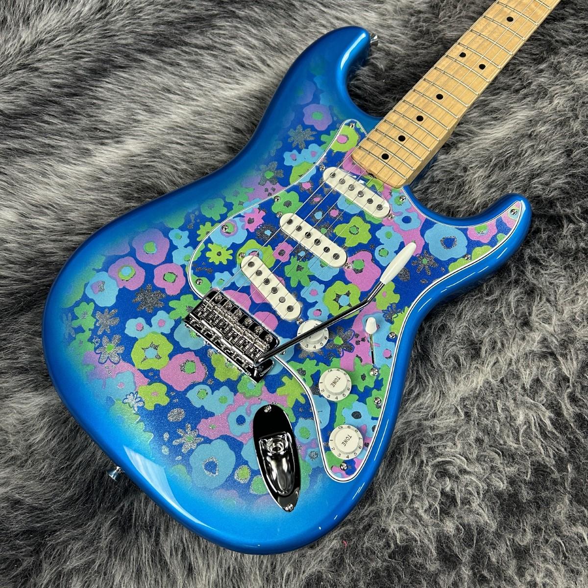 Made in Japan Limited Stratocaster Maple Fingerboard Blue Flower