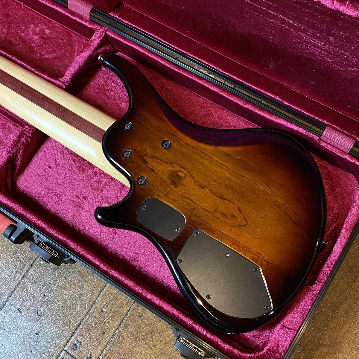 LG3007 Quilt Maple Top Roscoe エレクトリック・ベース その他の