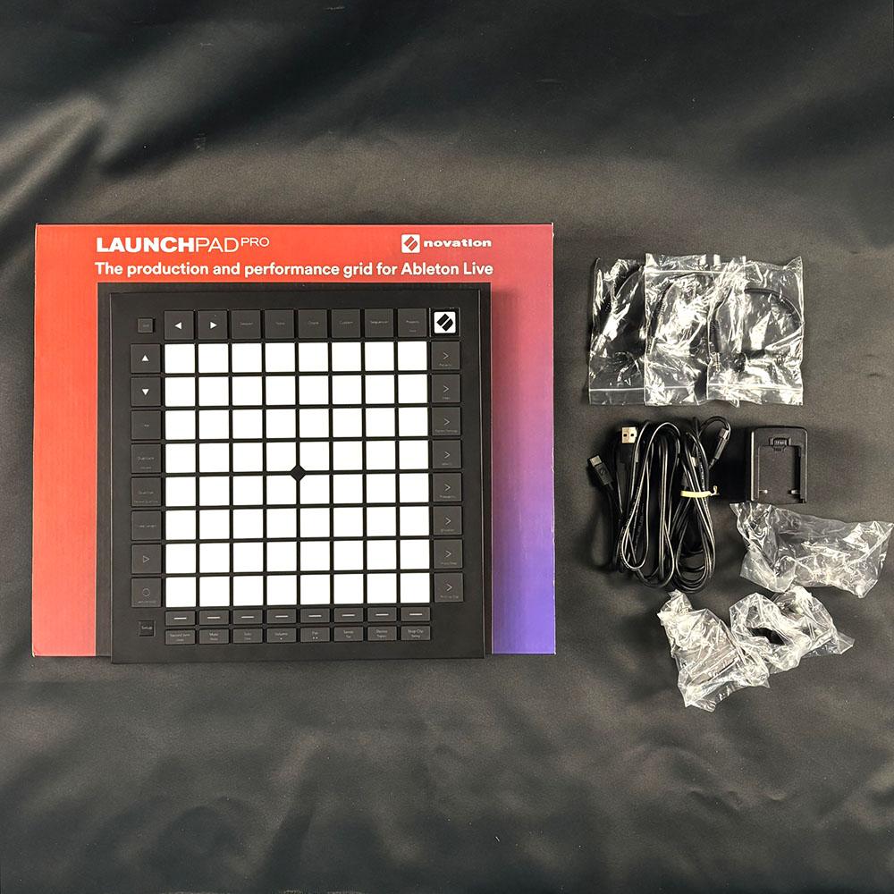 Launchpad Pro Mk3 Novation MIDI関連機器 MIDIコントローラー 商品