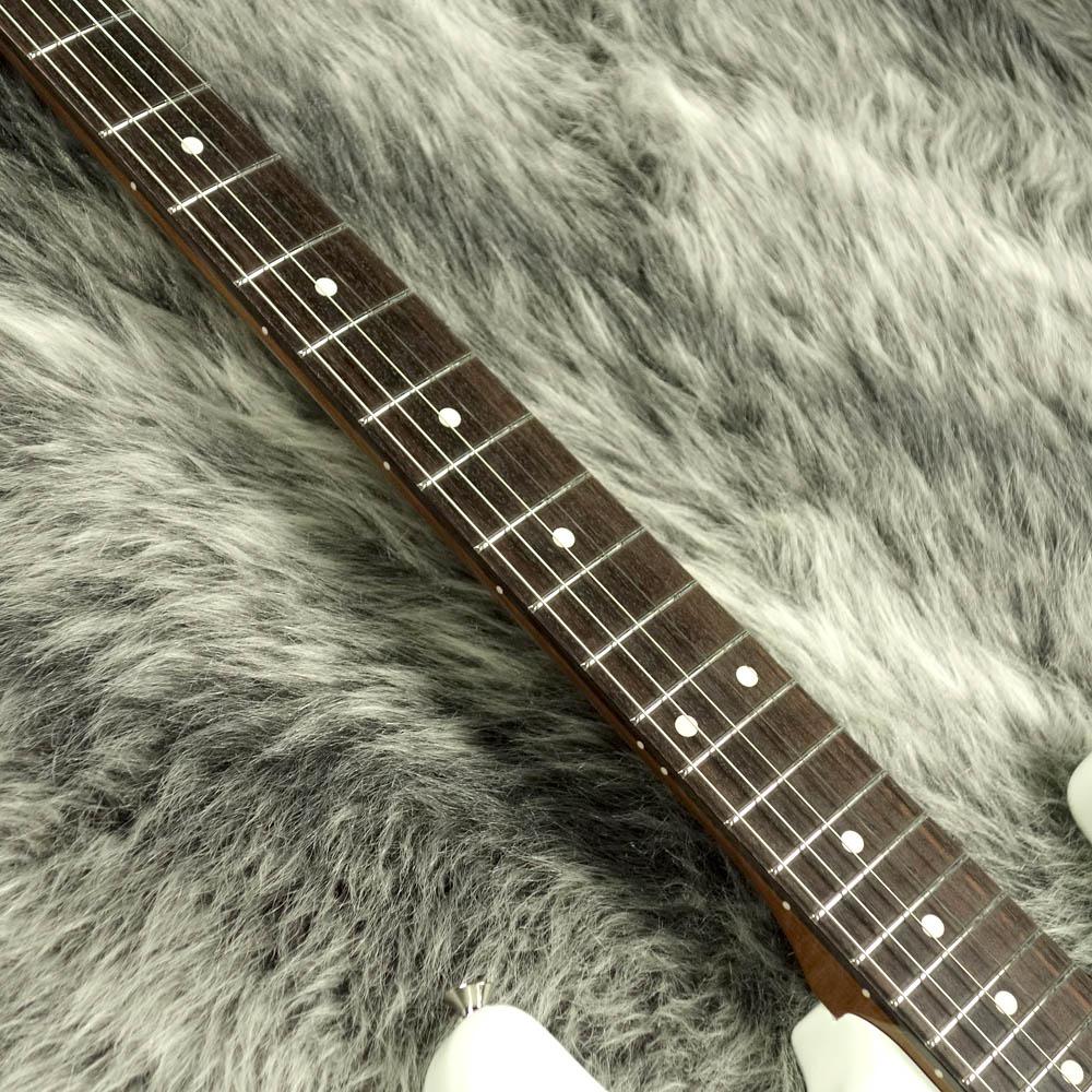 Made in Japan Traditional 60s Stratocaster Roasted Maple Neck