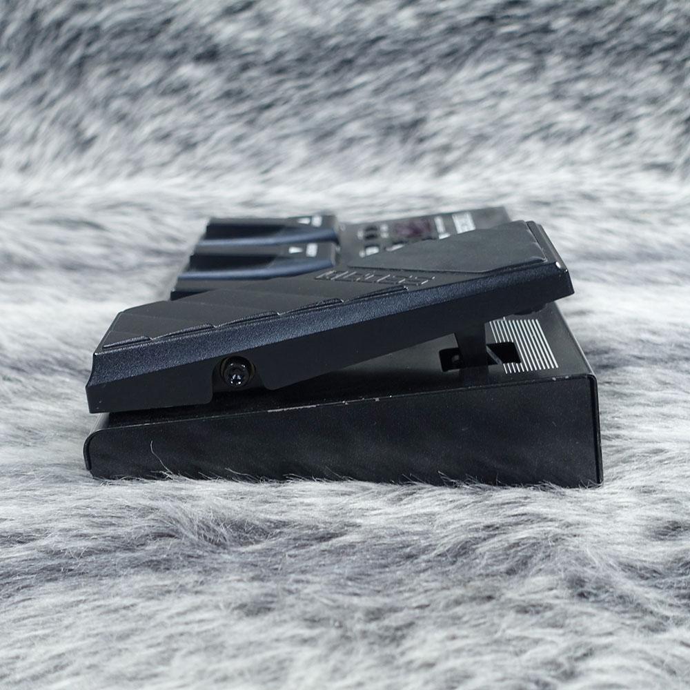 BOSS ME-25 エフェクターケース付き ME-25 Guitar Multiple Effects＋CNBエフェクターケース BOSS ギター用