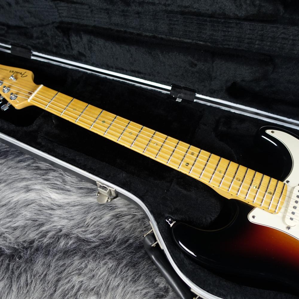 50th Anniversary American Deluxe Stratocaster 3-Color Sunburst
