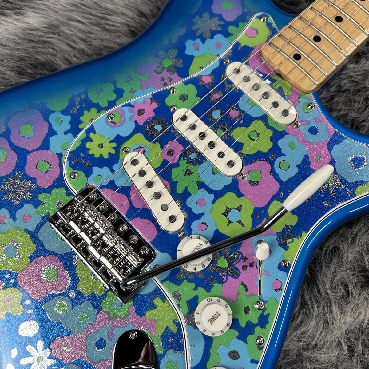 Made in Japan Limited Stratocaster Maple Fingerboard Blue Flower