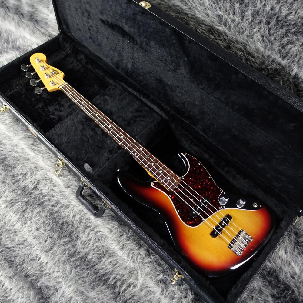 American Vintage '62 Jazz Bass 2knob 3 Color Sunburst 2003 Fender