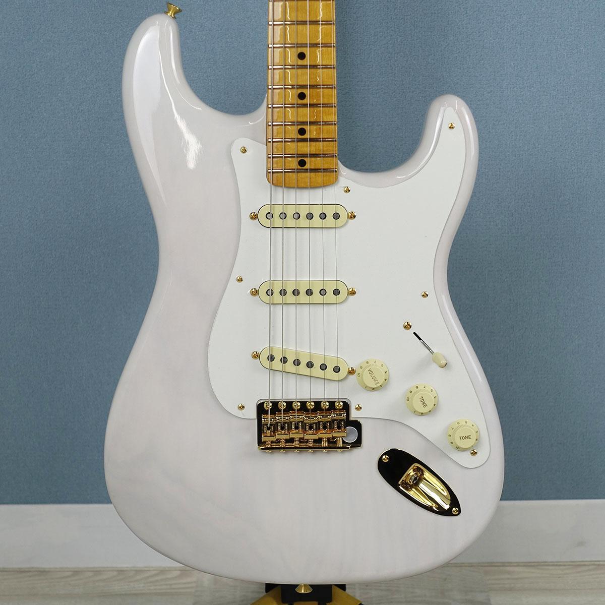 Dealer Exclusive American Vintage II 1957 Stratocaster Flame Maple
