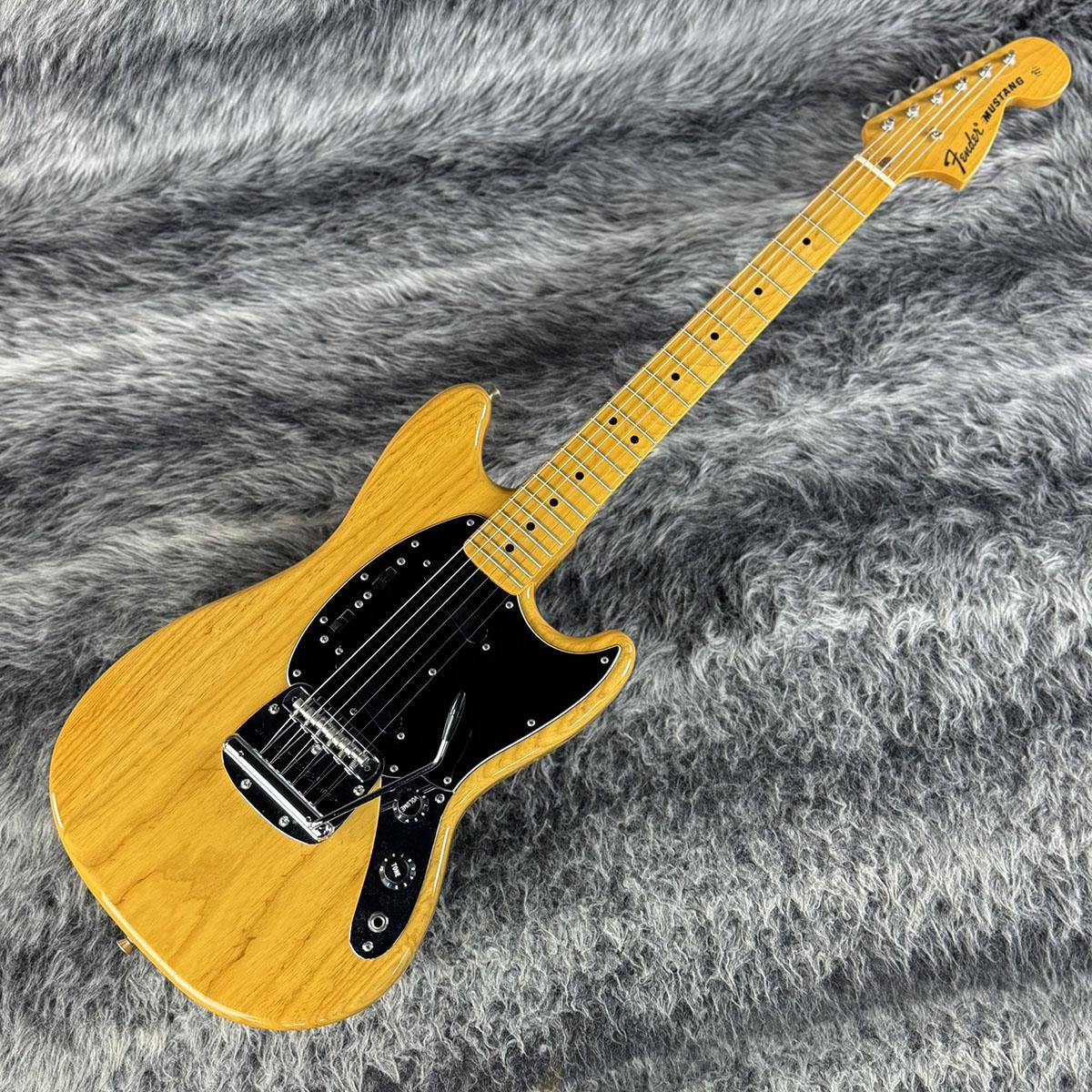 MG77 VNT Fender Japan エレクトリックギター ムスタングタイプ 商品