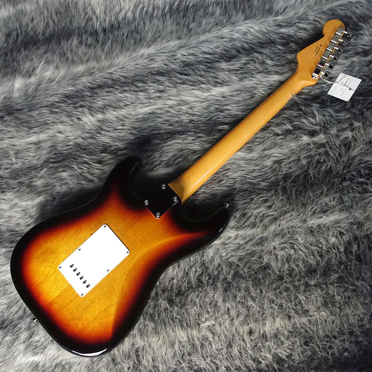FSR Made in Japan Traditional II 60s Stratocaster 3-Color Sunburst